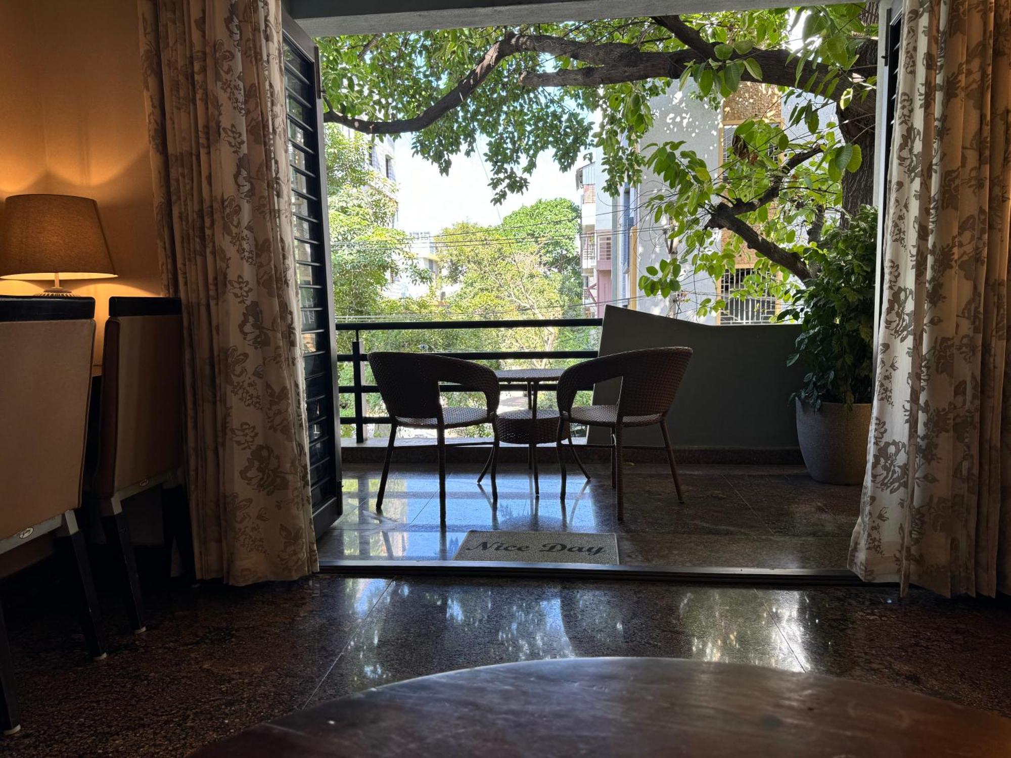 Idam Na Mama Apartment Bangalore Ngoại thất bức ảnh